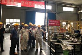 湖北30家標(biāo)識制造企業(yè)到我司考察學(xué)習(xí)精益管理活動(dòng)